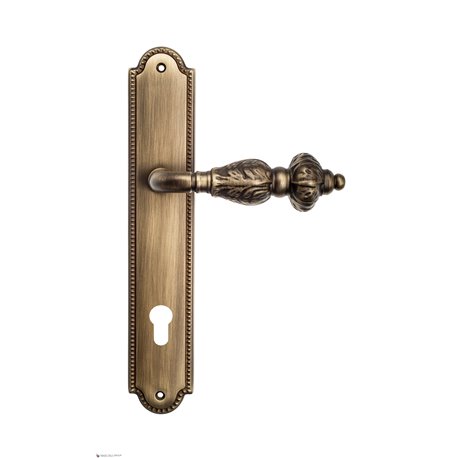 Дверная ручка Venezia "LUCRECIA" CYL на планке PL98 матовая бронза