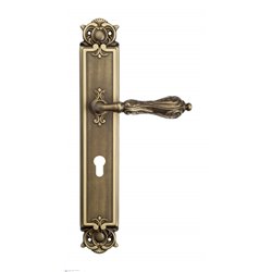 Дверная ручка Venezia "MONTE CRISTO" CYL на планке PL97 матовая бронза