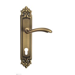 Дверная ручка Venezia "VERSALE" CYL на планке PL96 матовая бронза