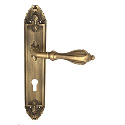 Дверная ручка Venezia "ANAFESTO" CYL на планке PL90 матовая бронза