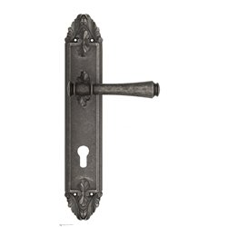 Дверная ручка Venezia "CALLISTO" CYL на планке PL90 античное серебро