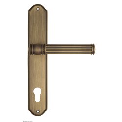 Дверная ручка Venezia "IMPERO" CYL на планке PL02 матовая бронза
