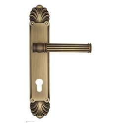 Дверная ручка Venezia "IMPERO" CYL на планке PL87 матовая бронза