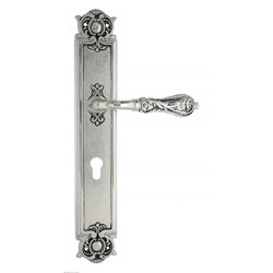 Дверная ручка Venezia "MONTE CRISTO" CYL на планке PL97 натуральное серебро + черный