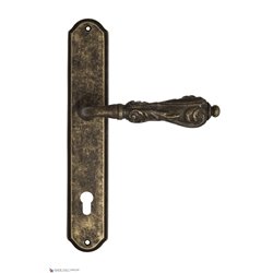 Дверная ручка Venezia "MONTE CRISTO" CYL на планке PL02 античная бронза