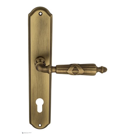 Дверная ручка Venezia "ANNETA" CYL на планке PL02 матовая бронза
