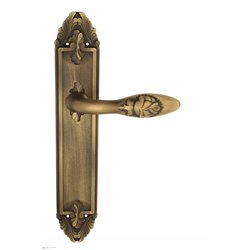 Дверная ручка Venezia "CASANOVA" на планке PL90 матовая бронза