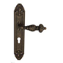 Дверная ручка Venezia "LUCRECIA" CYL на планке PL90 античная бронза