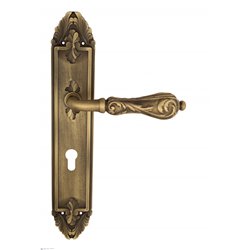Дверная ручка Venezia "MONTE CRISTO" CYL на планке PL90 матовая бронза