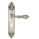 Дверная ручка Venezia "MONTE CRISTO" CYL на планке PL90 натуральное серебро + черный