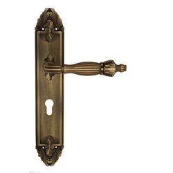 Дверная ручка Venezia "OLIMPO" CYL на планке PL90 матовая бронза