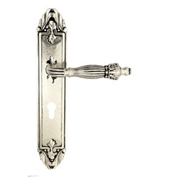 Дверная ручка Venezia "OLIMPO" CYL на планке PL90 натуральное серебро + черный