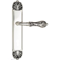 Дверная ручка Venezia "MONTE CRISTO" CYL на планке PL87 натуральное серебро + черный