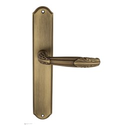 Дверная ручка Venezia "ANGELINA" на планке PL02 матовая бронза