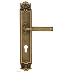 Дверная ручка Venezia "MOSCA" CYL на планке PL97 матовая бронза