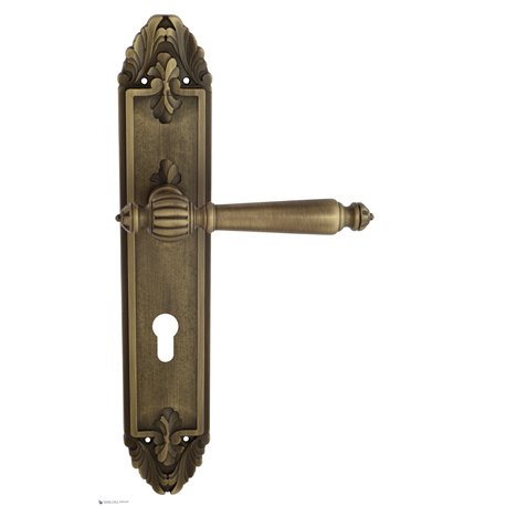 Дверная ручка Venezia "PELLESTRINA" CYL на планке PL90 матовая бронза